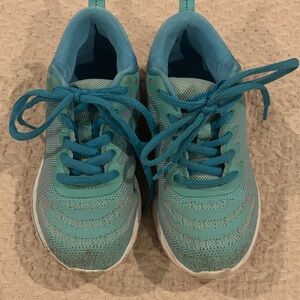 MTA Sport Kids Aqua Lace-Up Sneakers